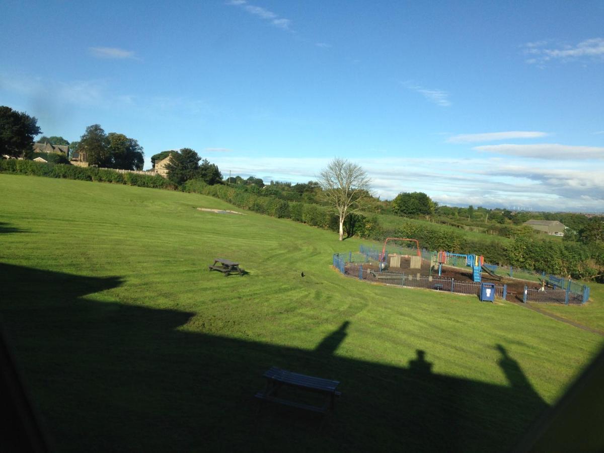 Park View Cottage Liversedge Exteriör bild