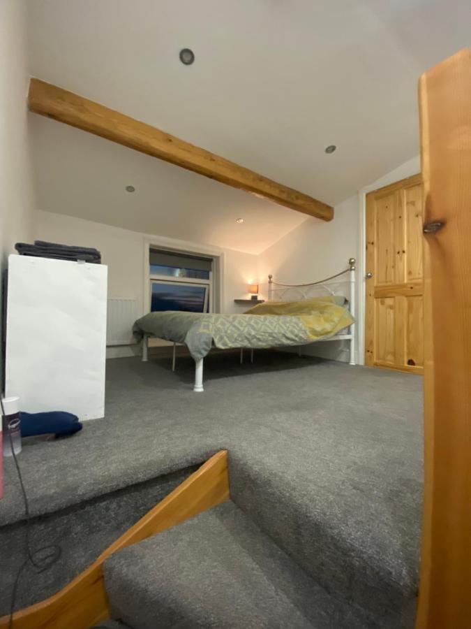 Park View Cottage Liversedge Exteriör bild