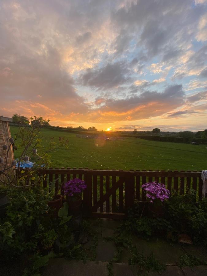 Park View Cottage Liversedge Exteriör bild